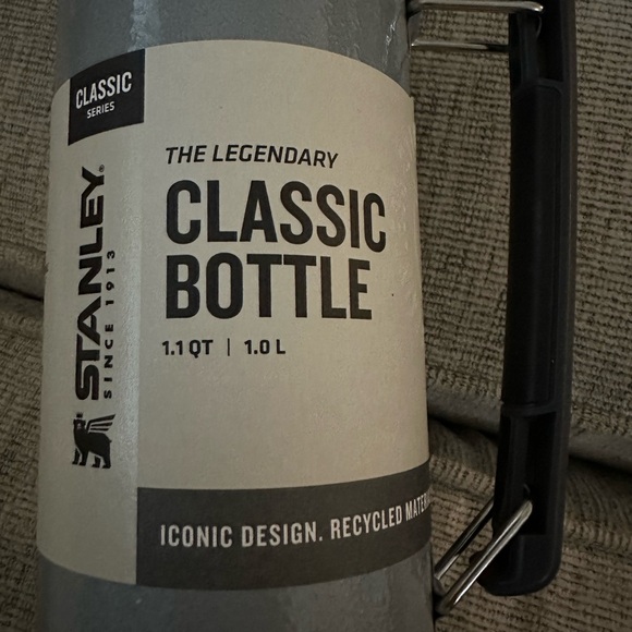 Stanley Silver and Gray Classic Thermos - Picture 2 of 3